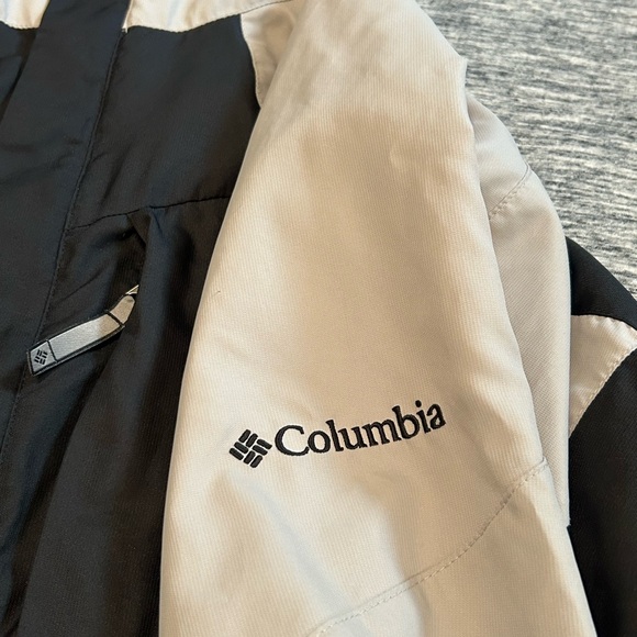 Men’s XL Lightweight Columbia Jacket - Picture 3 of 6